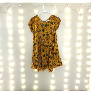 Fall Flowy Floral Dress, Silence & Noise